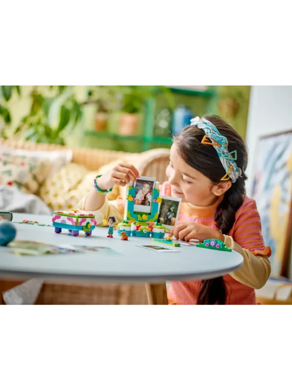 Lego 43239 Дисней Рамка для фотографий Мирабель и шкатулка для драгоценностей