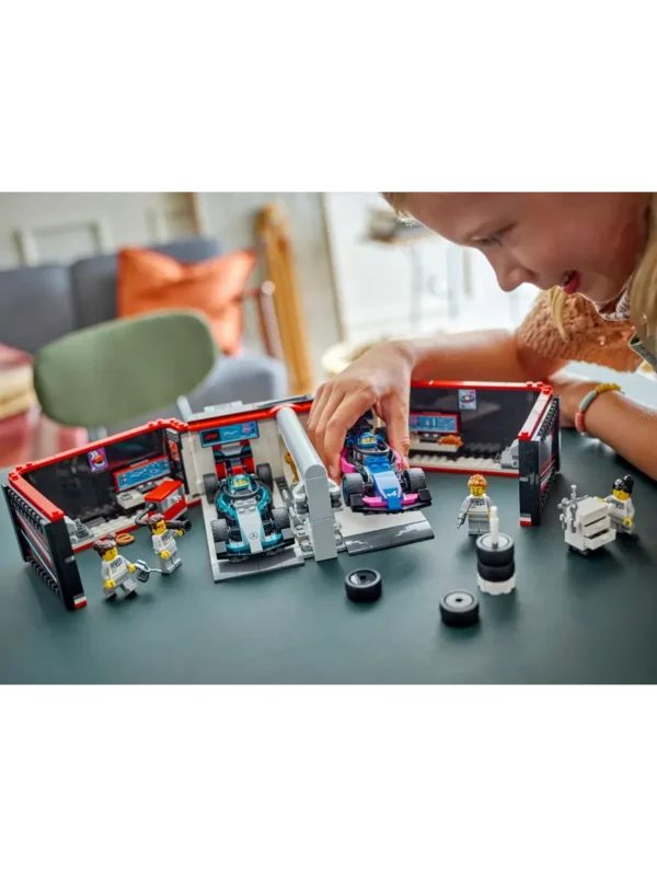Lego 60444 Город Гараж F1® для Mercedes-AMG и Alpine