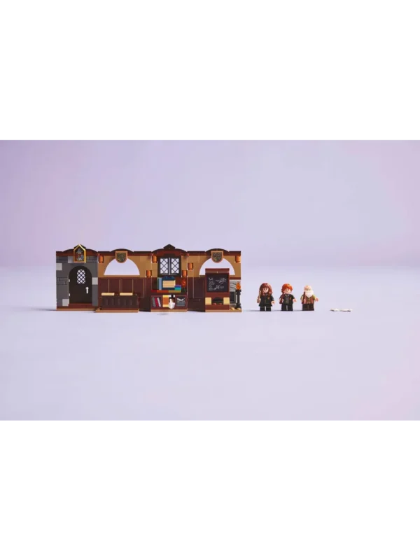 Lego 76442 Гарри Поттер Замок Хогвартс: Урок заклинаний