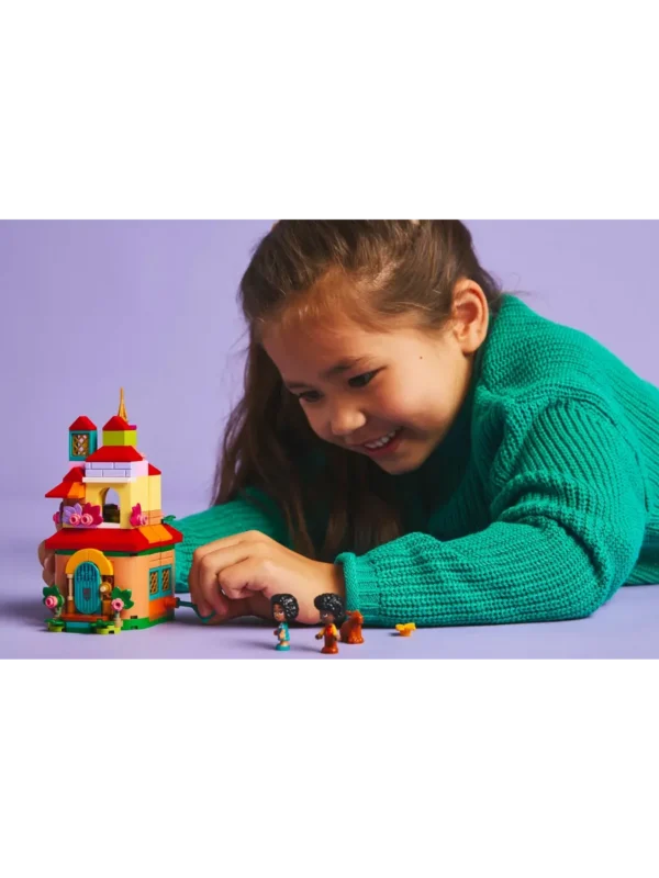 Lego 43261 Принцессы Дисней Мини-дом «Энканто»