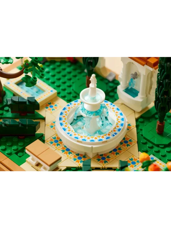 Lego 10359 Icons Сад с фонтаном