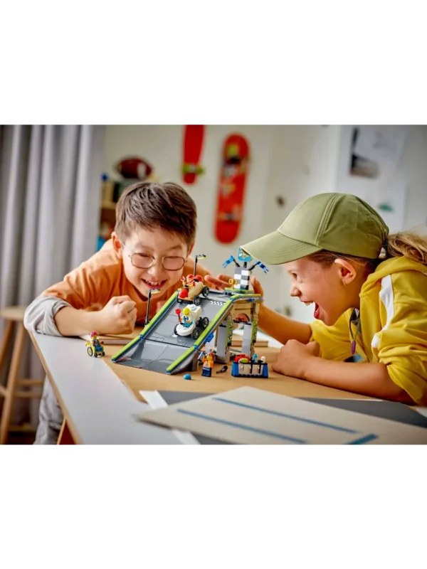 Lego 60460 Город Без границ: Гоночная трасса с трмплином