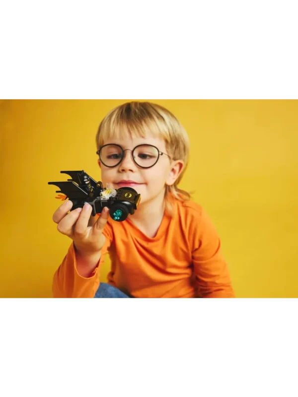 Lego 76301 Супер Герои Бэтмен и бэтмобиль против мистера Фриза