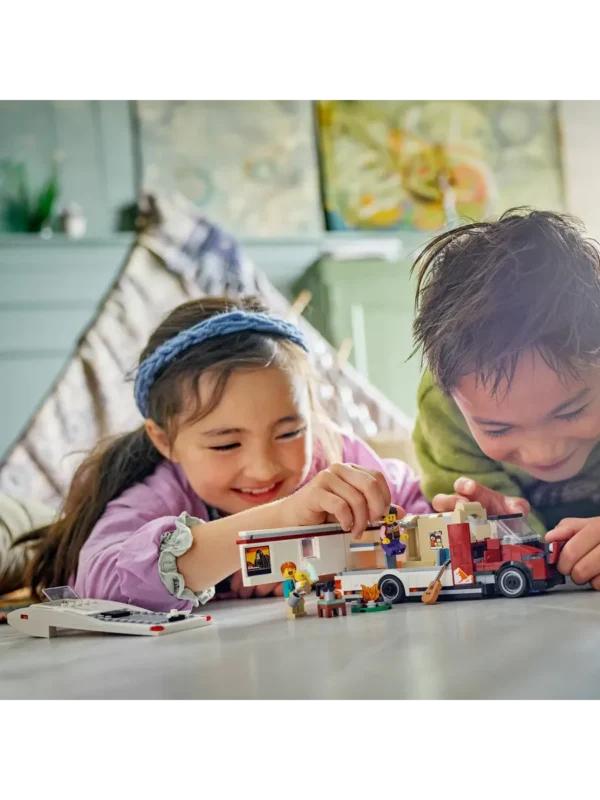 Lego 60454 Город Приключения в отпуске в доме на колесах