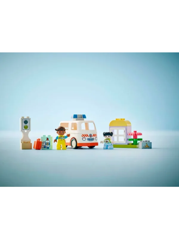 Lego 10447 Дупло Скорая помощь с водителем