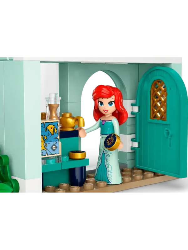 Lego 43246 Принцессы Дисней Приключения на рынке