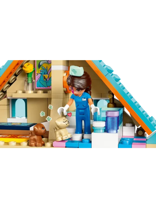 Lego 42651 Подружки Ветклиника для лошадей и питомцев