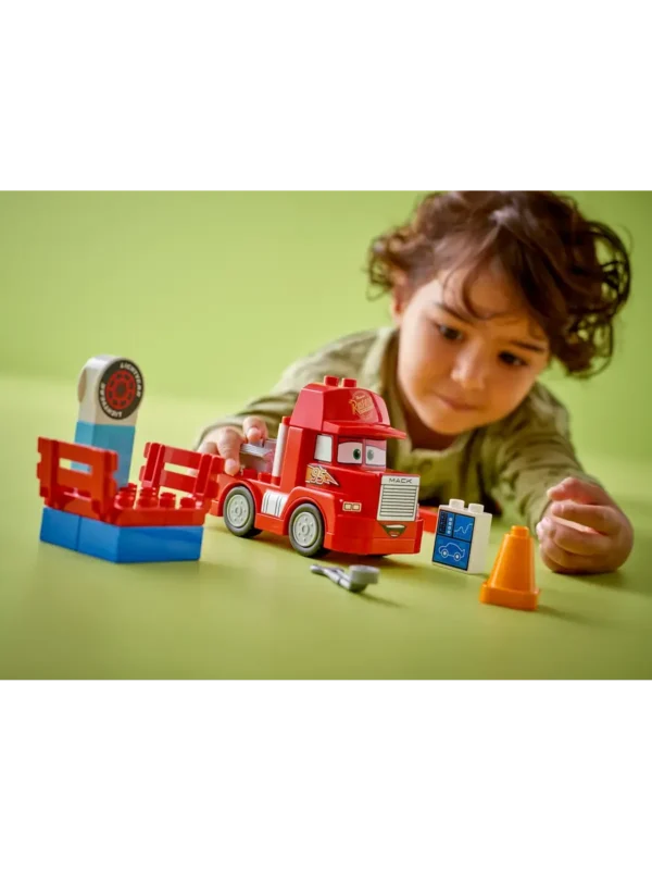Lego 10417 Дупло Мак на гонке