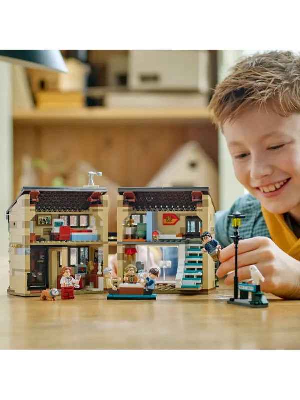 Lego 76451 Гарри Поттер Тисовая улица: визит тетушки Мардж