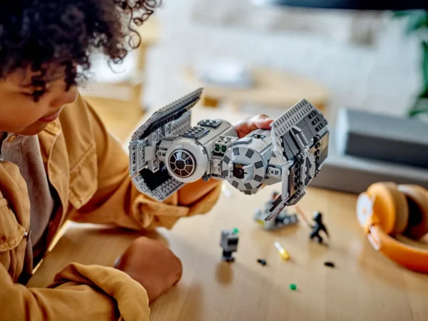Lego 75347 Звездные войны Дарт Вейдер TIE Bomber
