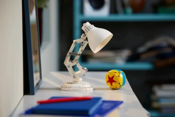 Lego 21357 Ideas Disney Pixar Luxo Jr.