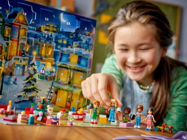 Lego 42668 Подружки Новогодний календарь 2025 года