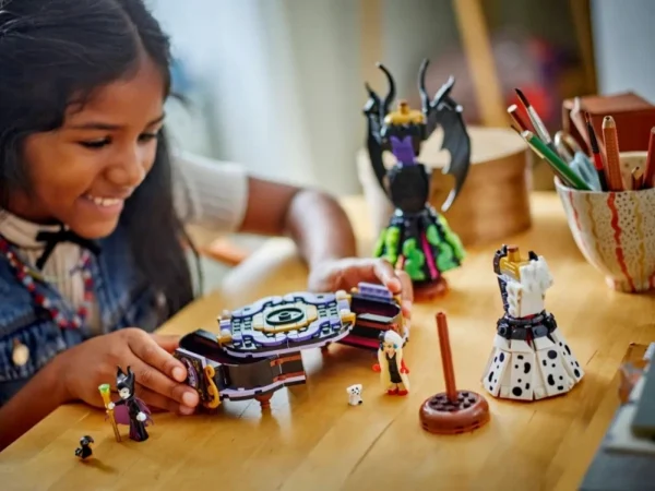 Lego 43262 Дисней Платья Малефисенты и Круэллы де Виль