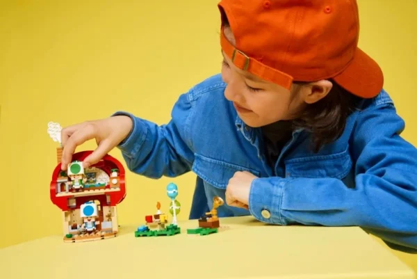 Lego 72041 Super Mario Вечеринка у дома Тоада