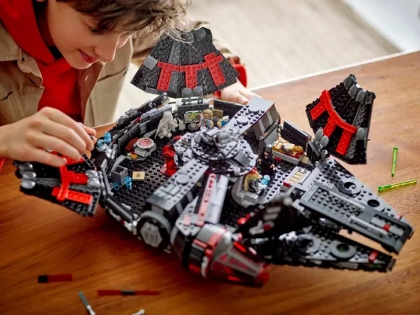 Lego 75389 Звездные войны Темный сокол