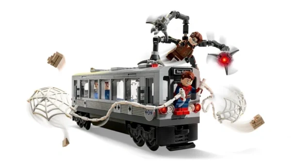 Lego 76321 Супер Герои Человек-паук против Доктора Осьминога на поезде метро