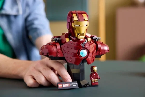Lego 76327 Супер Герои Бюст Железного человека: MK 4