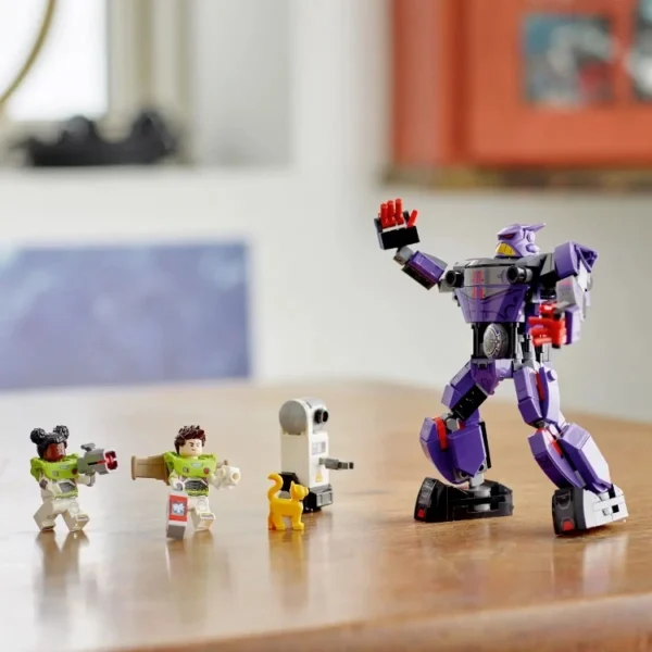Lego 76831 Lightyear Битва с Зургом