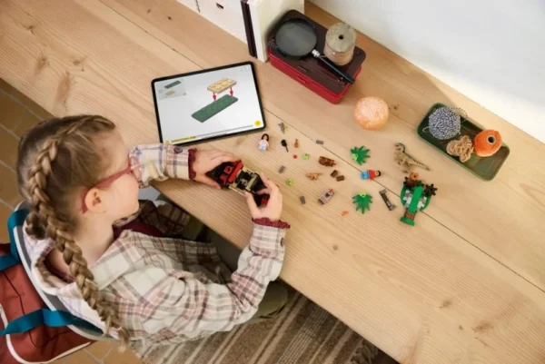 Lego 76972 Jurassic World Побег от раптора в бездорожье