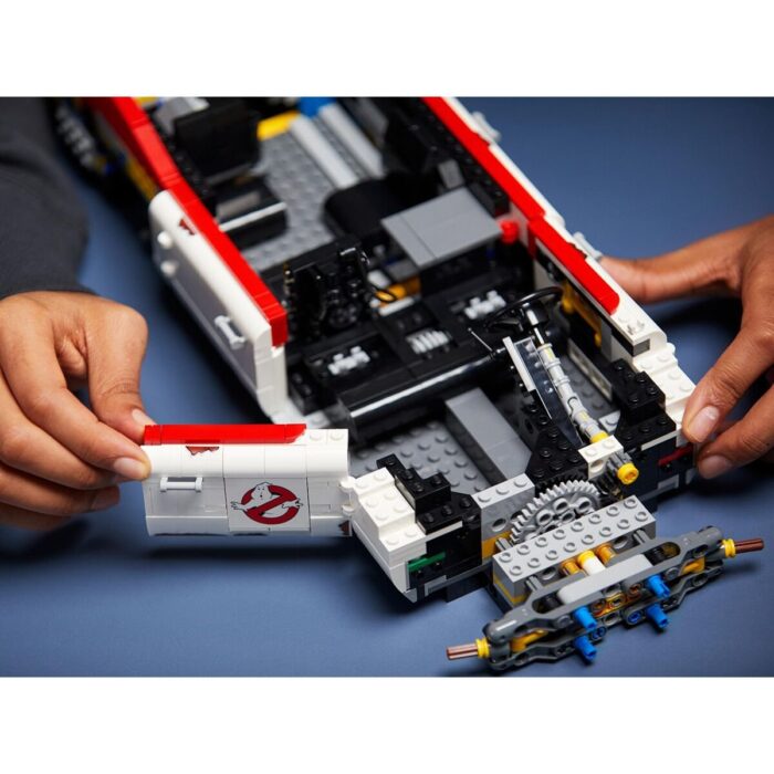 Lego 10274 Icons Автомобиль Охотников за привидениями ECTO-1 — изображение 11