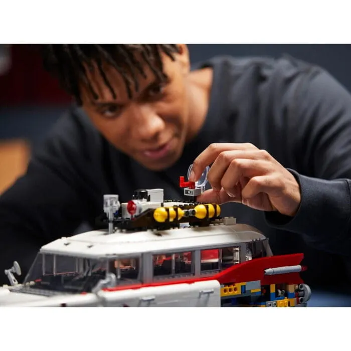 Lego 10274 Icons Автомобиль Охотников за привидениями ECTO-1 — изображение 6