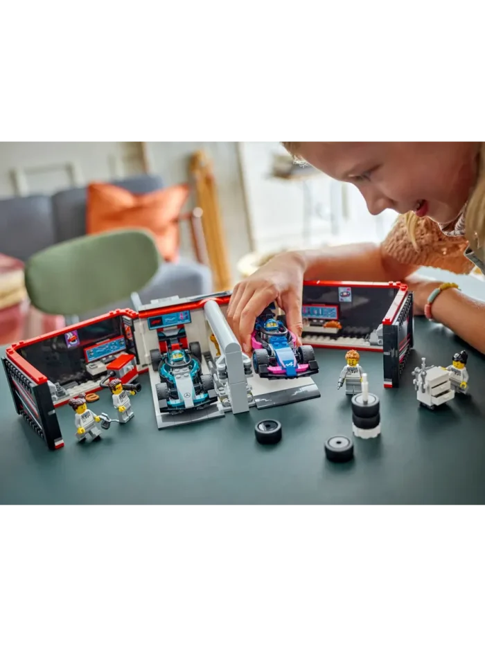 Lego 60444 Город Гараж F1® для Mercedes-AMG и Alpine - Image 3
