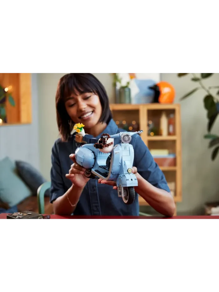 Lego 10298 Icons Мотороллер Vespa 125 - Image 2