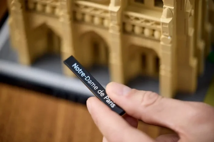 Lego 21061 Architecture Собор Парижской Богоматери - Image 14