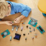 Lego 21252 Minecraft Оружейная палата — изображение 4