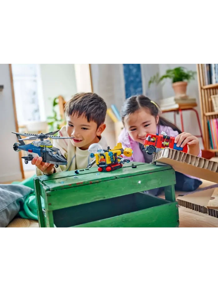 Lego 60462 Город Вертолет, пожарная машина и подводная лодка - Image 4