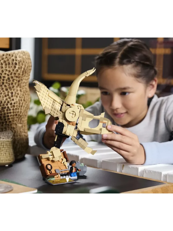Lego 76969 Jurassic World Кости динозавра: череп трицератопса — изображение 5