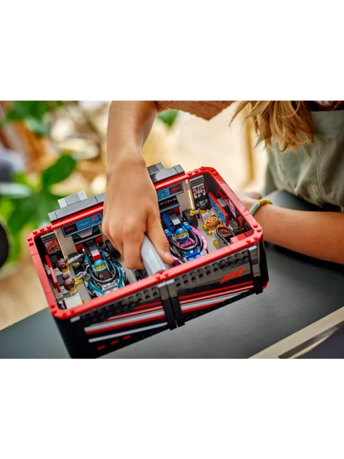 Lego 60444 Город Гараж F1® для Mercedes-AMG и Alpine - Image 5