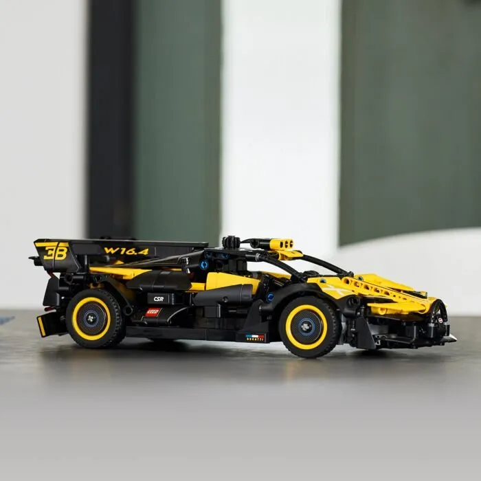 Lego 42151 Техник Болид Бугатти — изображение 3