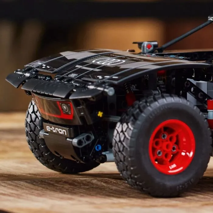 Lego 42160 Техник Audi RS Q e-tron - Image 7