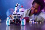 Lego 42211 Техник Космический луноход Lunar Outpost™ — изображение 4