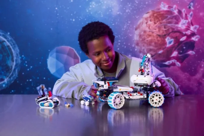 Lego 42211 Техник Космический луноход Lunar Outpost™ — изображение 5