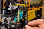Lego 42215 Техник Экскаватор Volvo EC500 Hybrid - Image 4