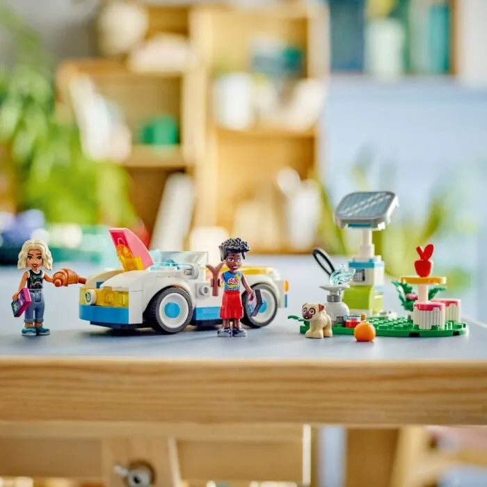 Lego 42609 Подружки Электромобиль и зарядное устройство — изображение 4