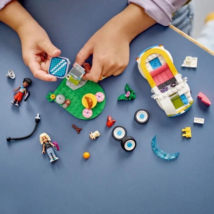Lego 42609 Подружки Электромобиль и зарядное устройство — изображение 6