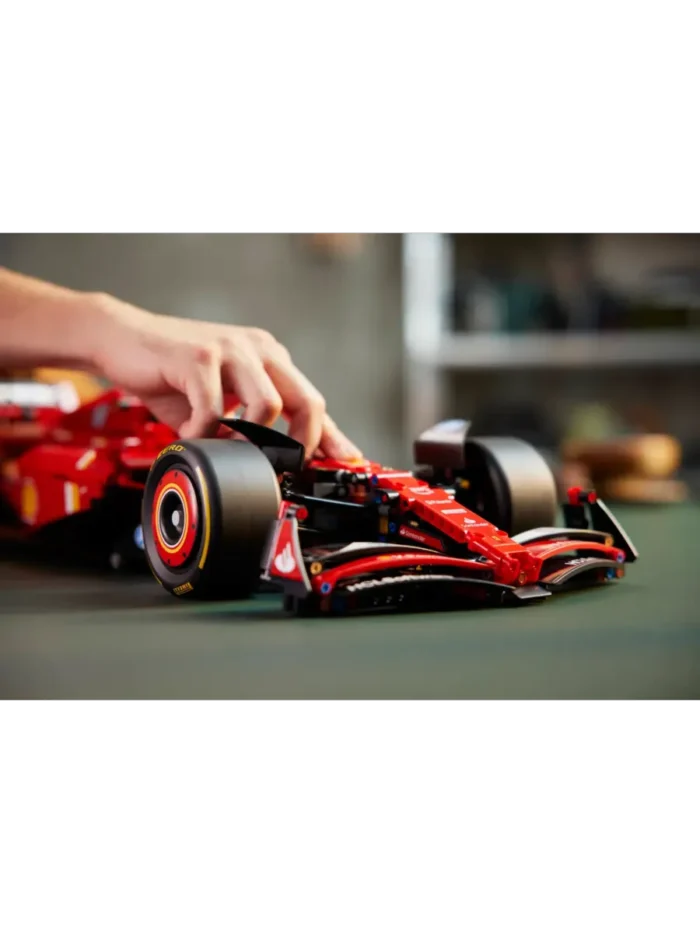 Lego 42207 Техник Болид Ferrari SF-24 F1 - Image 6