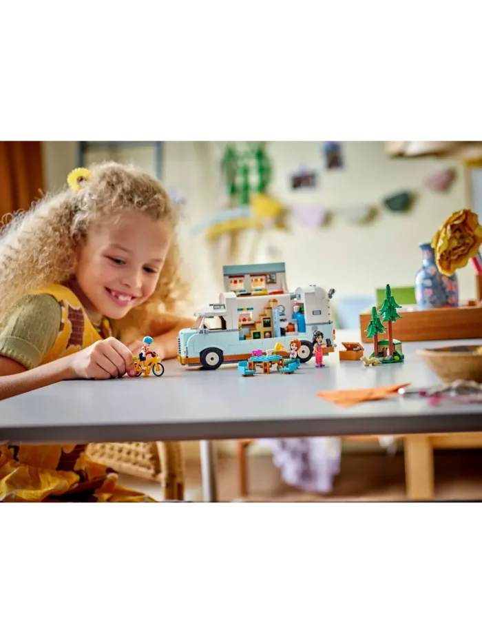 Lego 42663 Подружки Приключение друзей в доме на колесах — изображение 7