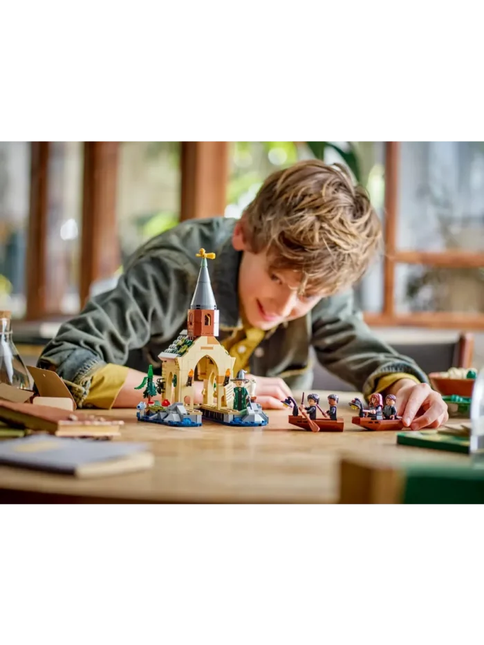 Lego 76426 Гарри Поттер Лодочный домик в замке Хогвартc — изображение 7