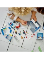 Lego 60370 Город Погоня в полицейском участке — изображение 7