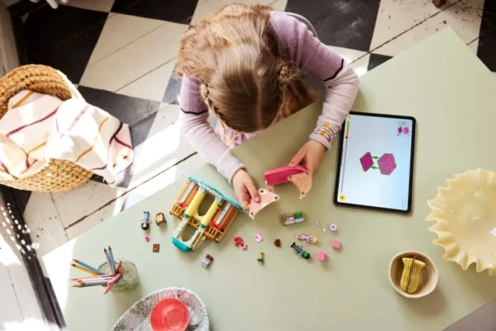 Lego 75681 Wicked Глинда, Эльфаба и Нессароза в университете Шиз — изображение 3