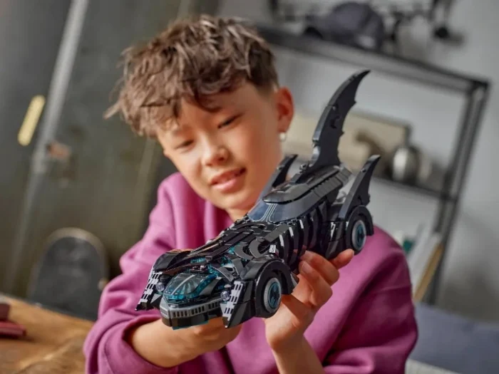Lego 76304 Супер Герои Бэтмобиль из фильма «Бэтмен навсегда» — изображение 4