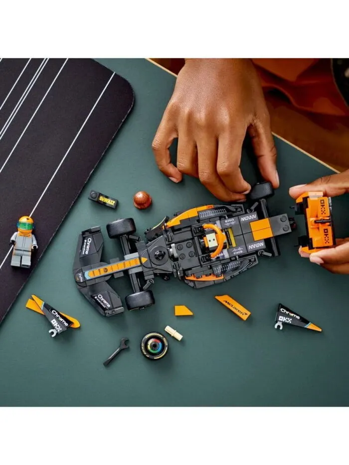 Lego 76919 Speed Champions McLaren Формула 1 — изображение 9