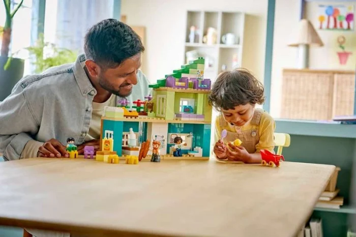 Lego 10470 Дупло Современный дом для семьи с фигурками 3в1 — изображение 4