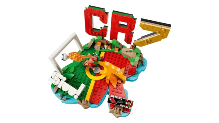 Lego 43012 Editions Football Футбольные хайлайты: Криштиану Роналду — изображение 7