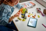 Lego 43023 Editions Formula 1 Шлем Ландо Норриса McLaren F1 — изображение 4